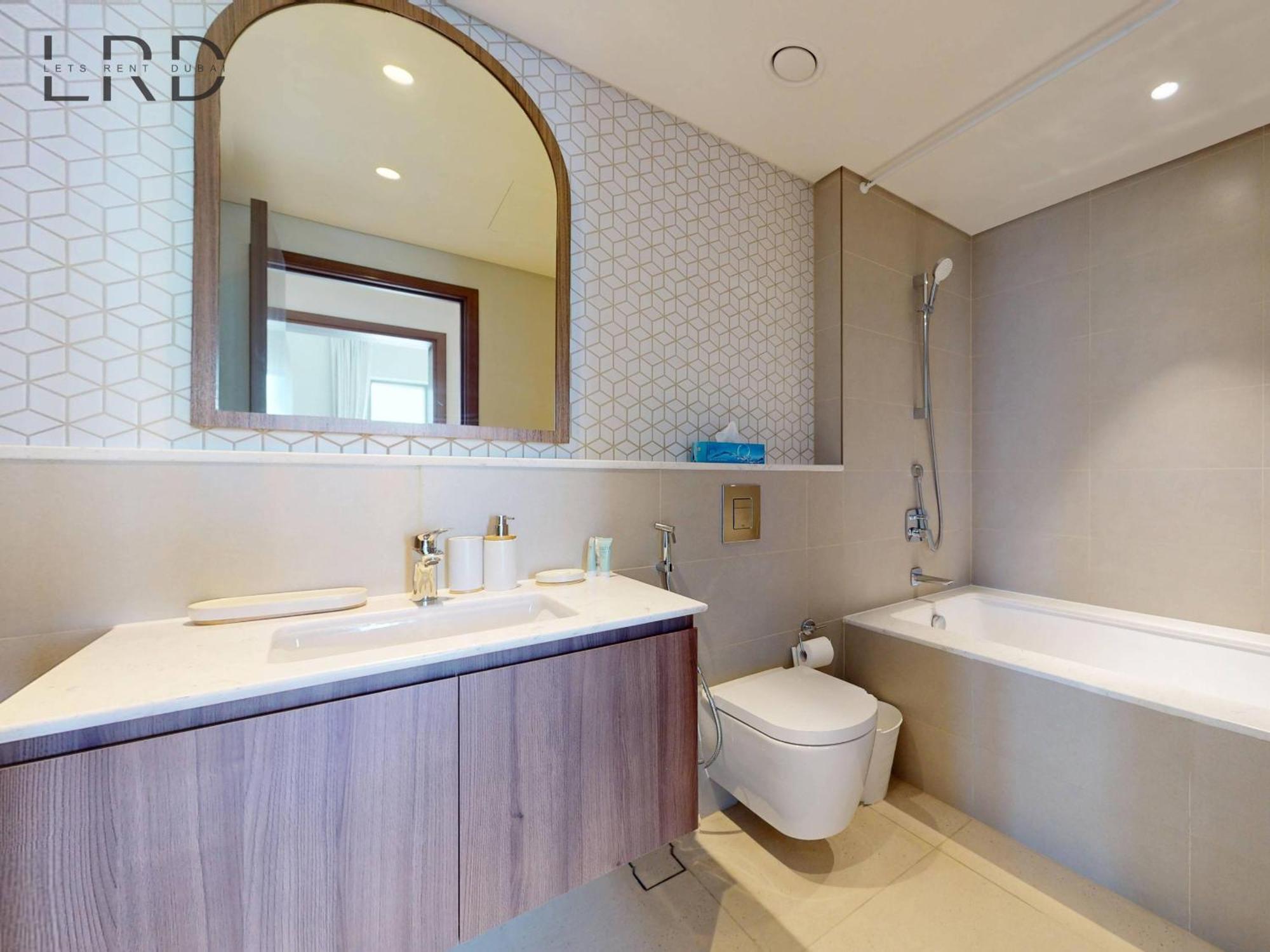 Apartment Stylish And Chic 2br In Creek Harbour Dubai